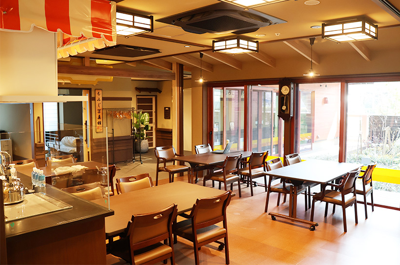 おうちがいいけど…しろひげステイの食堂